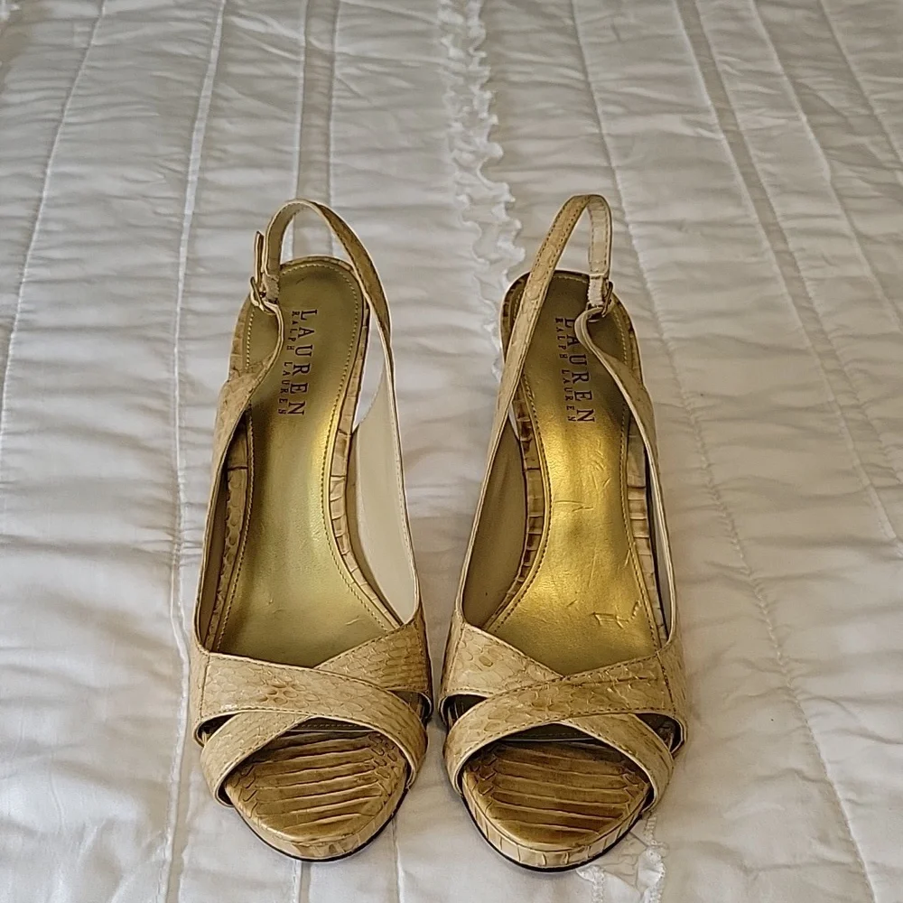Ralph Lauren Peep Toe Sandals with Heels Tan Color size 8 - Picture 11 of 11